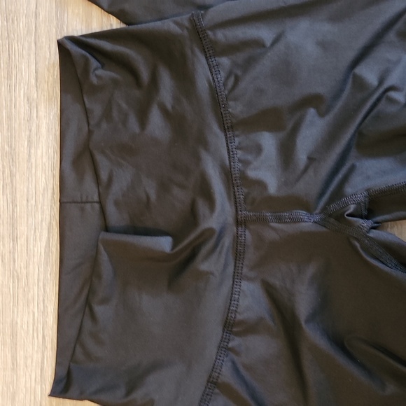 Teeki Black Yoga Leggings, Size Small - Picture 3 of 4